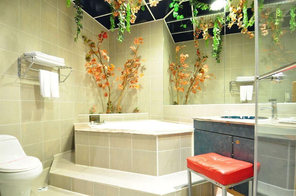 The We Hotel 타이베이 외부 사진