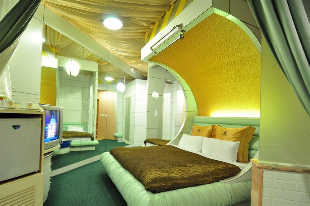 The We Hotel 타이베이 외부 사진