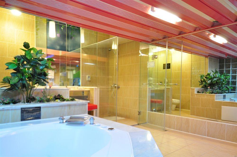 The We Hotel 타이베이 외부 사진